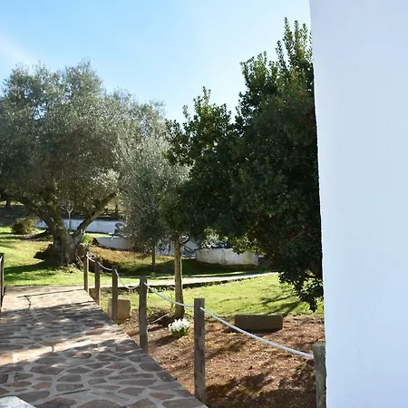 Vina Las Torres 3* トルヒーリョ
